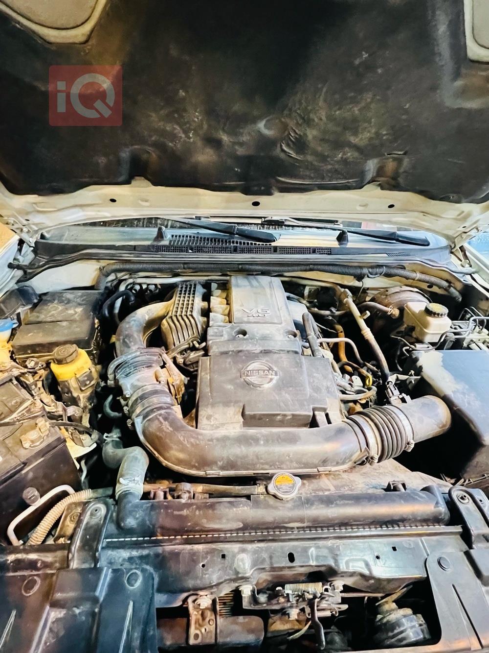 نيسان فرونتير